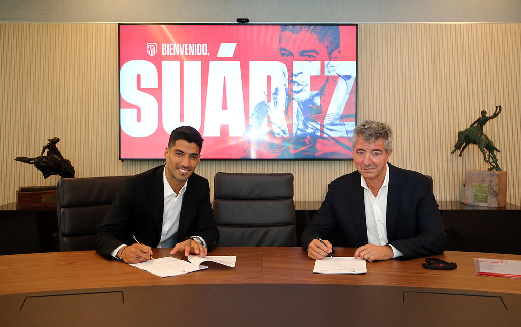 Luis Suárez firma por dos temporadas con el Atlético de Madrid. Noticias en tiempo real