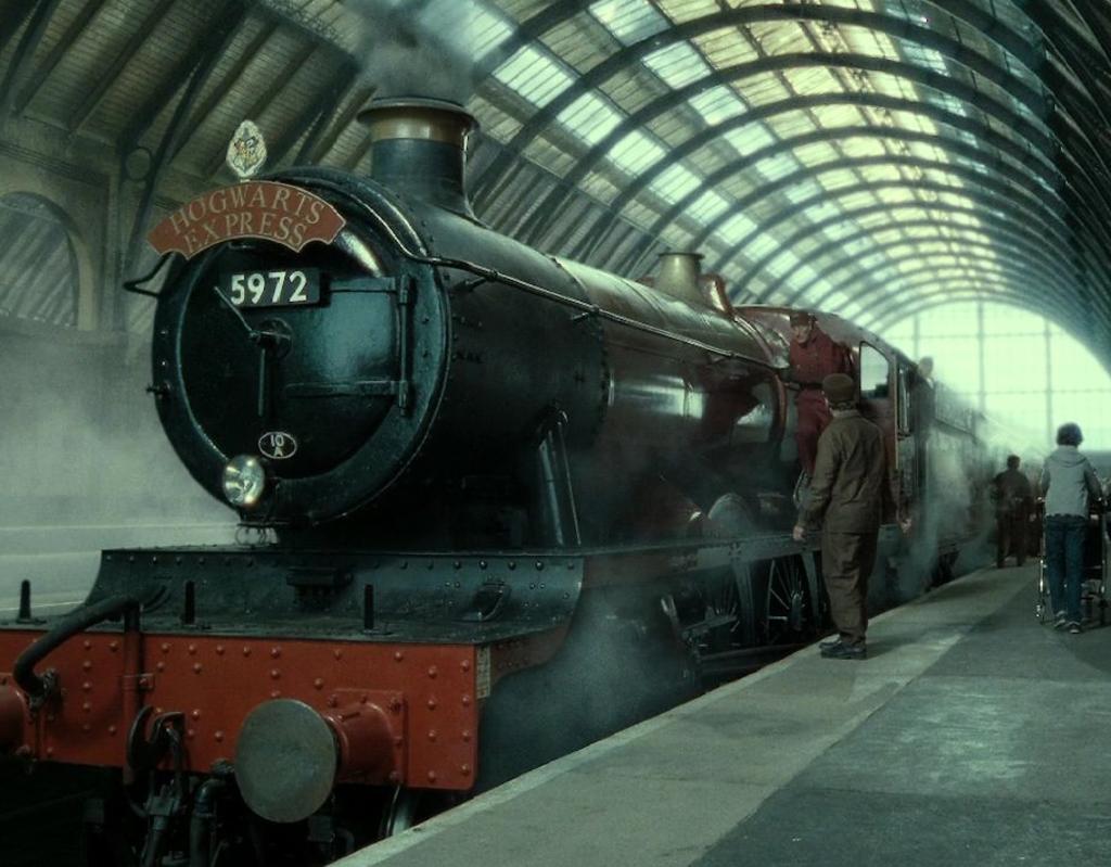 Intento fallido de ver pasar el ‘Expreso de Hogwarts’ se hace viral. Noticias en tiempo real