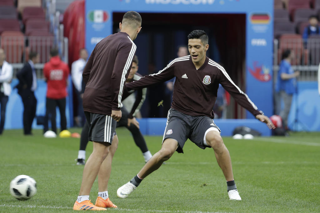 Convocan 26 jugadores para amistosos de México en Europa. Noticias en tiempo real