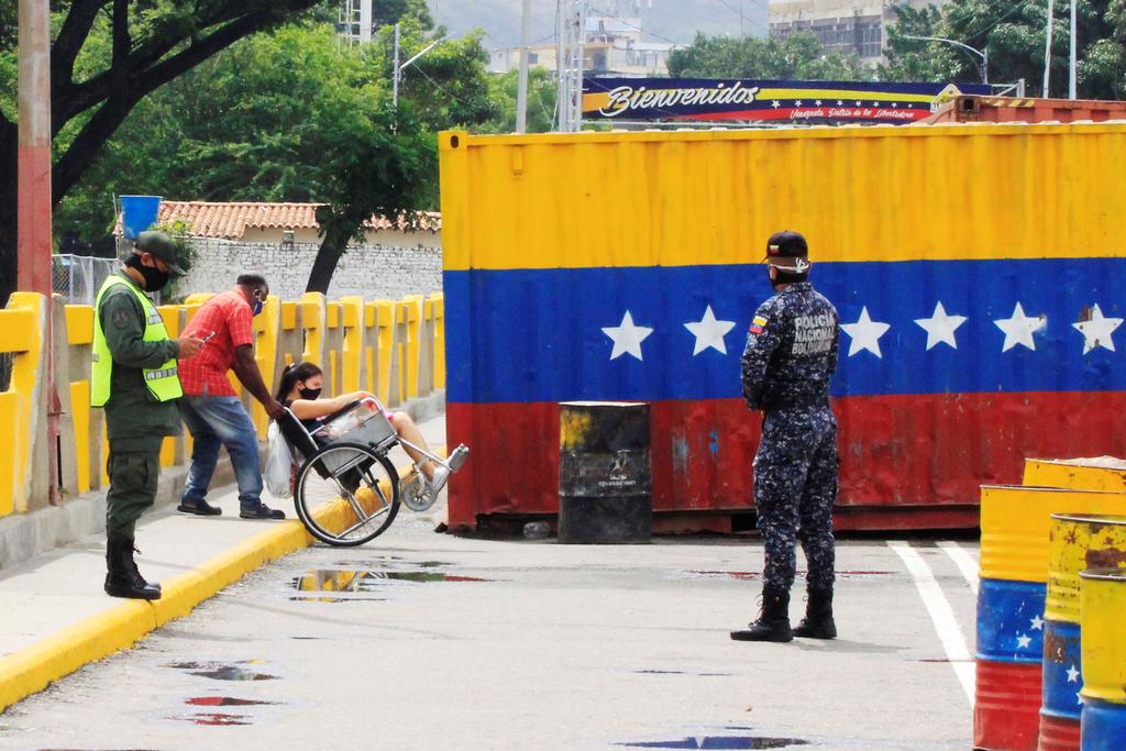 Periodista es detenida tras allanamiento a un diario regional en Venezuela. Noticias en tiempo real