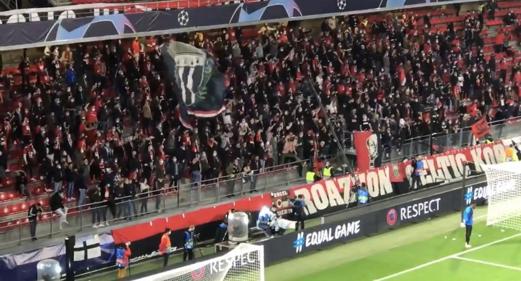 UEFA abre un investigación al Rennes porque el público no respetó distancias. Noticias en tiempo real