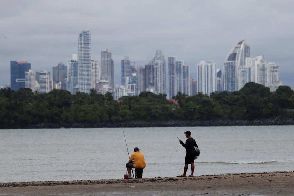 Panamá reabre playas y ríos tras siete meses de pandemia de COVID-19. Noticias en tiempo real
