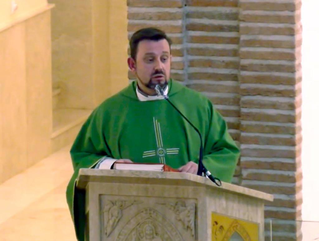 Cura reclama a feligreses las ‘escasas aportaciones económicas’ a su parroquia. Noticias en tiempo real