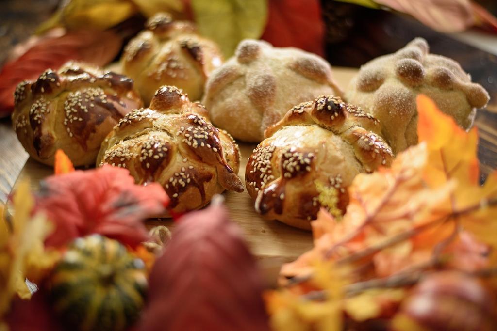Siete alimentos tradicionales para disfrutar en el Día de Muertos. Noticias en tiempo real