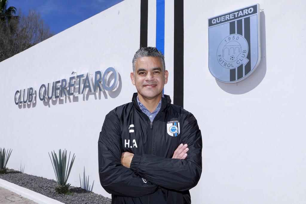 Héctor Altamirano se convierte en nuevo técnico del Querétaro. Noticias en tiempo real