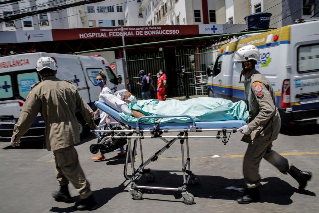 Evacúan a 200 pacientes por incendio en hospital de Brasil. Noticias en tiempo real