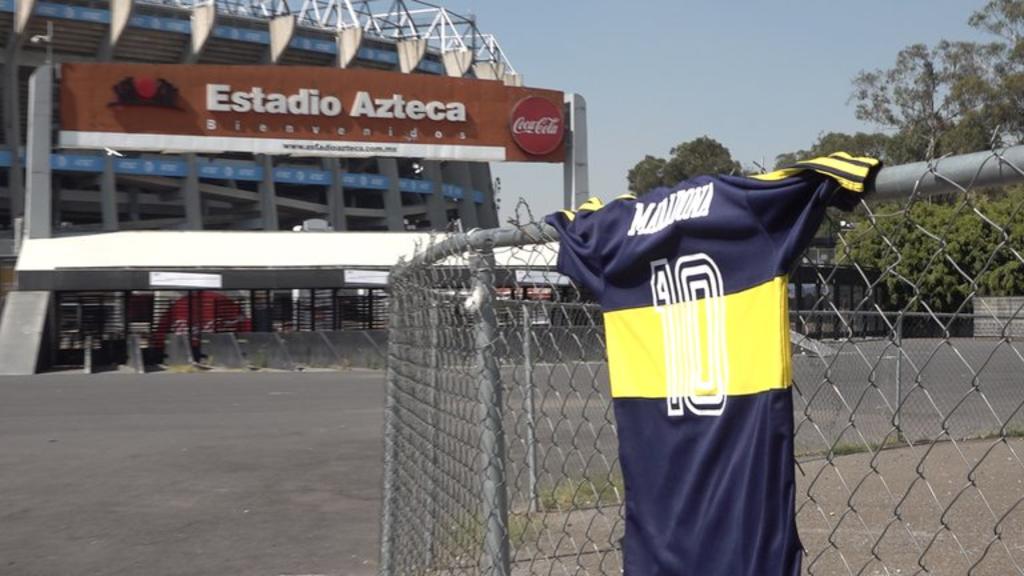 Realizan homenaje a Maradona en el Estadio Azteca. Noticias en tiempo real
