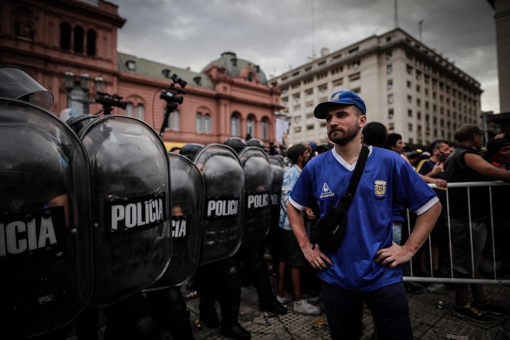 Abren en la Casa Rosada el velatorio público de Maradona. Noticias en tiempo real