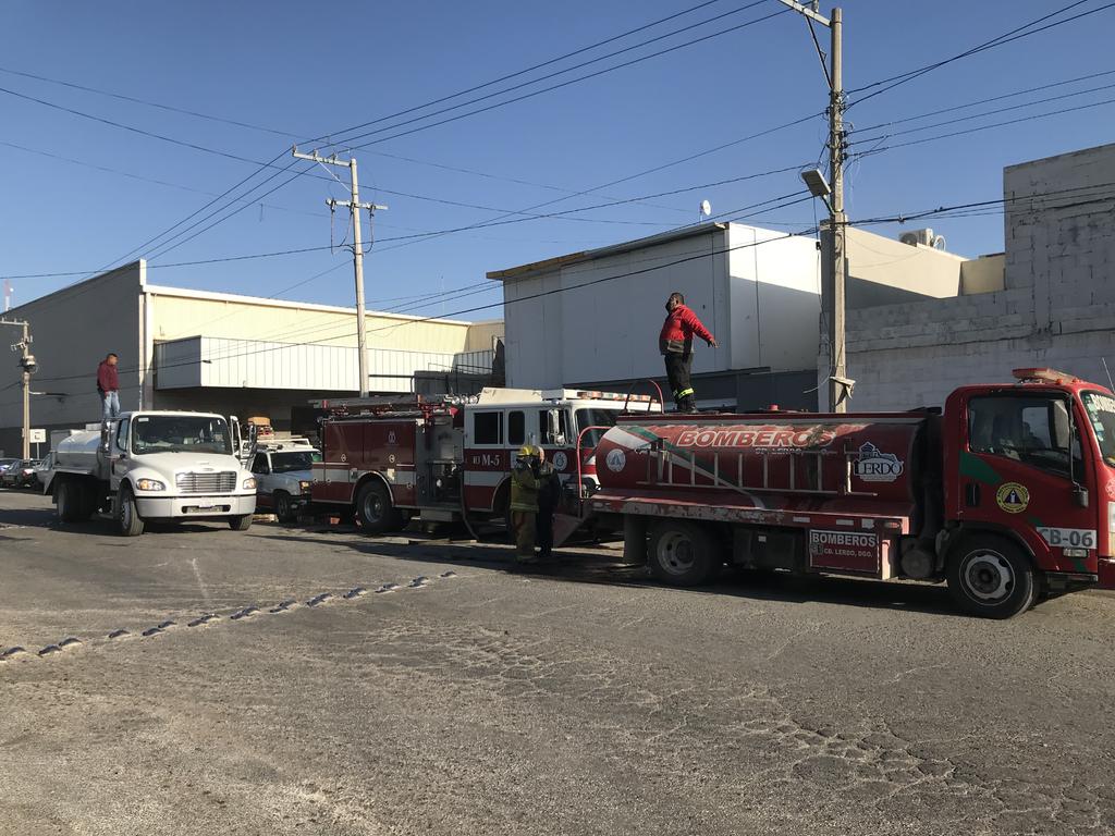 Se registra incendio en empresa de alimentos en Gómez Palacio. Noticias en tiempo real