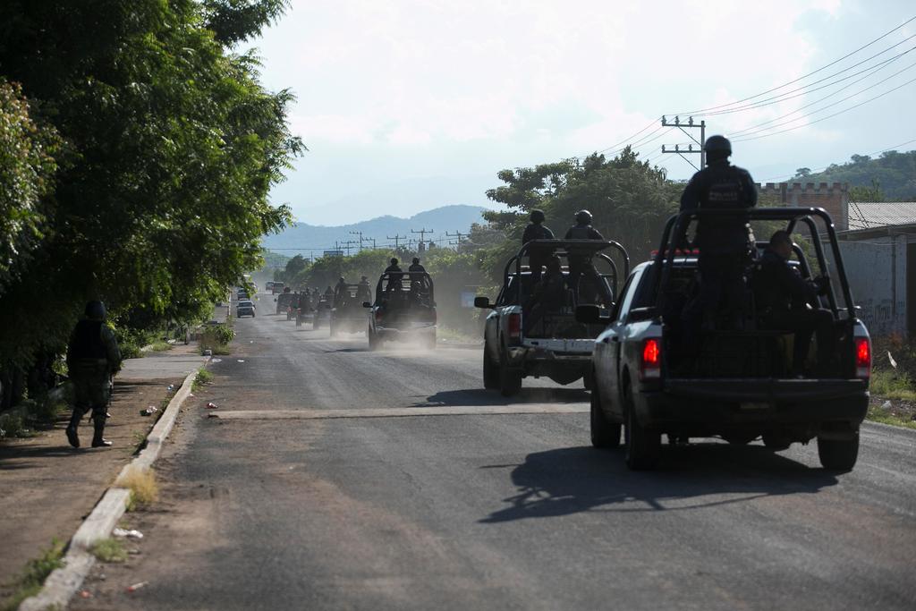 Enfrentamientos en Michoacán se extienden; atacan a estatales y federales. Noticias en tiempo real
