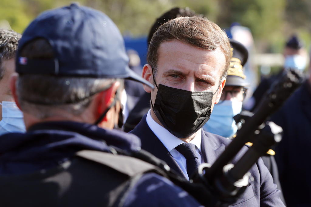 Crea Macron plataforma contra la discriminación y la violencia policial. Noticias en tiempo real