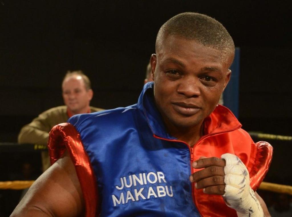 Makabu defiende corona del Consejo Mundial de Boxeo frente a nigeriano. Noticias en tiempo real