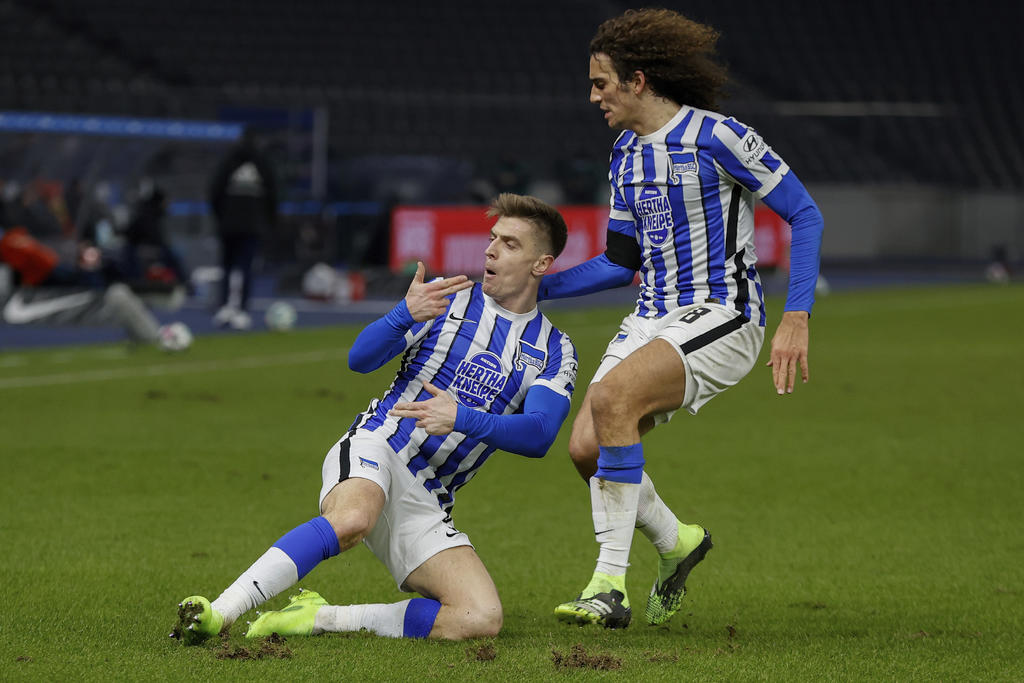 Hertha lidera con la ayuda de Piatek y vence al Union. Noticias en tiempo real