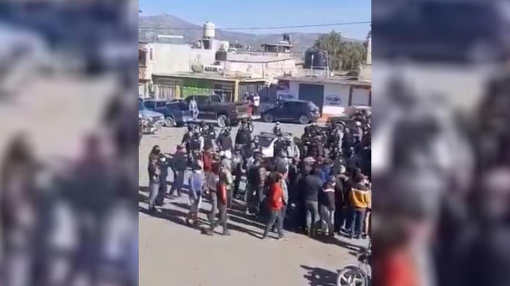 Pobladores amenazaban con linchar a los policías de Teotihuacán tras herir a menor. Noticias en tiempo real