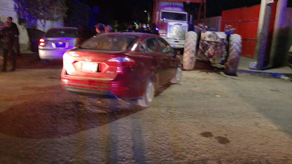 Abandona su vehículo tras chocar con tres autos en Gómez Palacio. Noticias en tiempo real