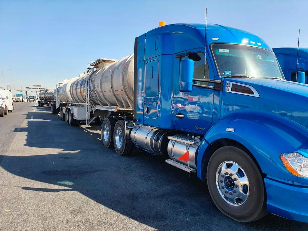 Asegura Guardia Nacional 224 mil litros de combustible en la Saltillo-Monterrey. Noticias en tiempo real