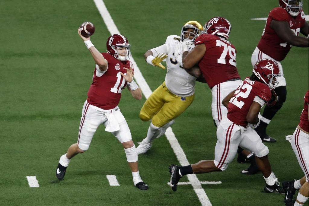 Se definen a los finalistas en el futbol americano colegial NCAA