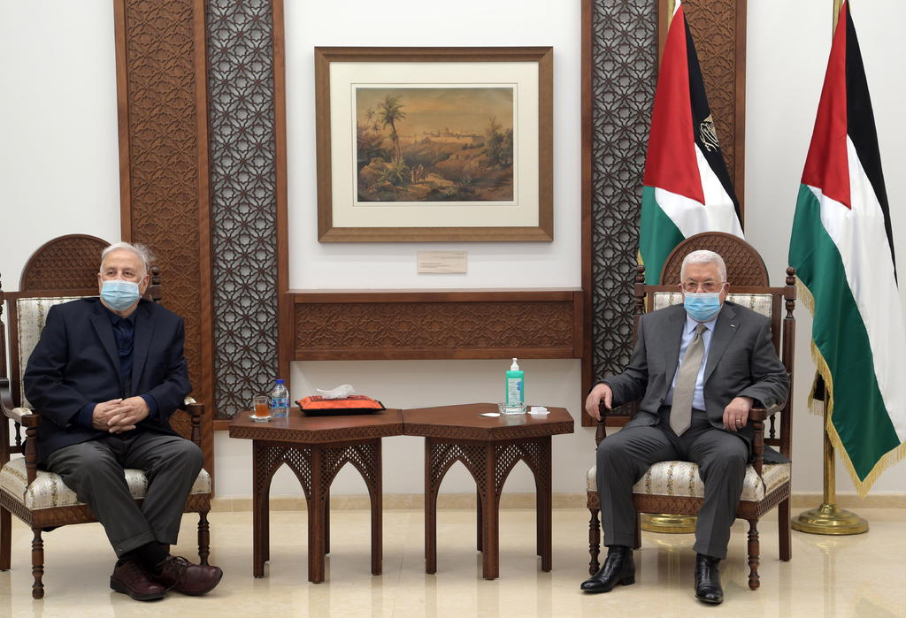 Presidente palestino firma decreto para celebrar comicios. Noticias en tiempo real