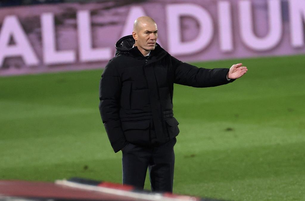 Real Madrid informa que Zinedine Zidane ha dado positivo a COVID-19. Noticias en tiempo real
