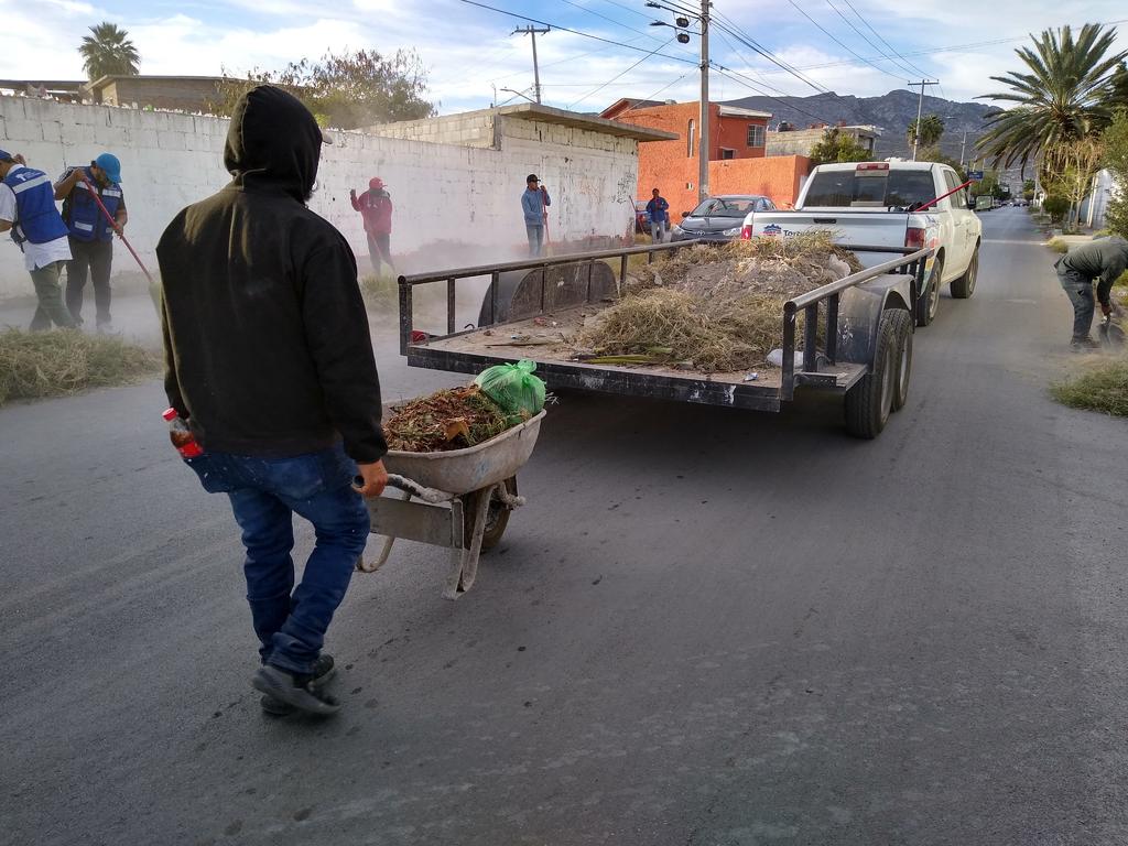 Retiran 80 toneladas de basura en Fuentes del Sur en Torreón. Noticias en tiempo real