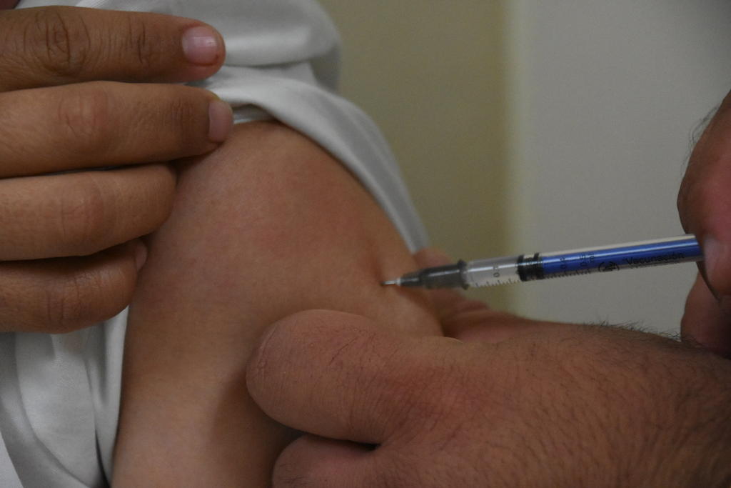 Inicia aplicación de vacuna de refuerzo en Monclova. Noticias en tiempo real