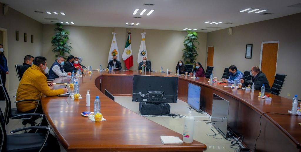 Acuerda Subcomité de Salud de la región Norte de Coahuila reducir horario de centros comerciales. Noticias en tiempo real