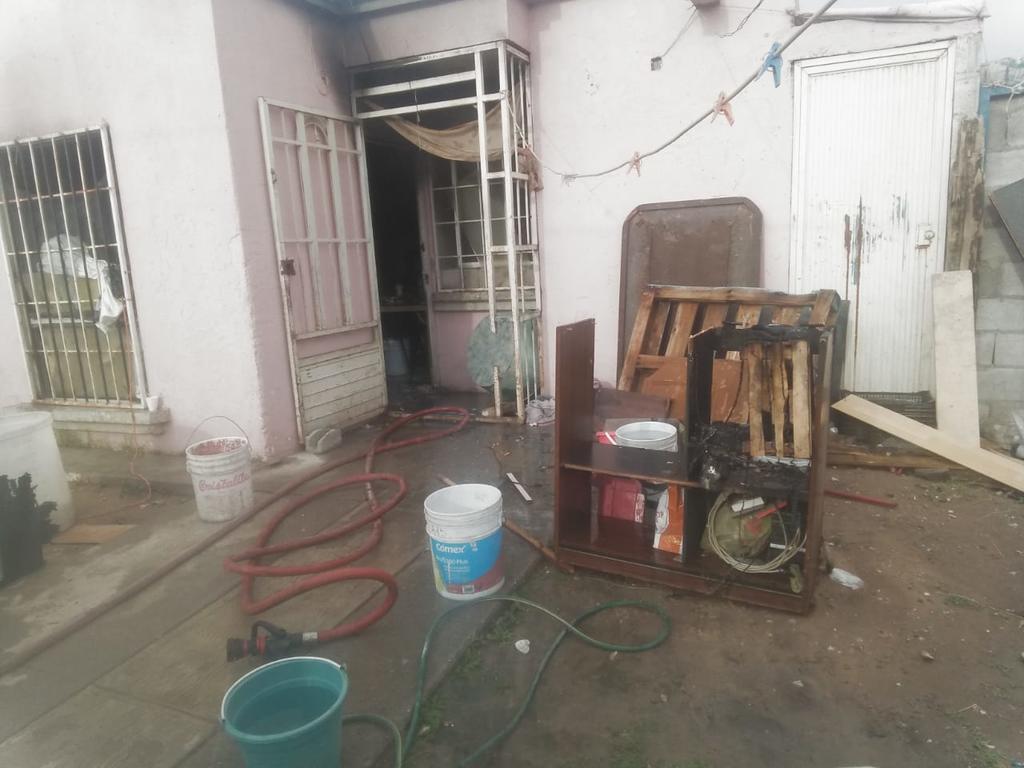 Se incendia domicilio en colonia Exhacienda La Perla de Torreón. Noticias en tiempo real