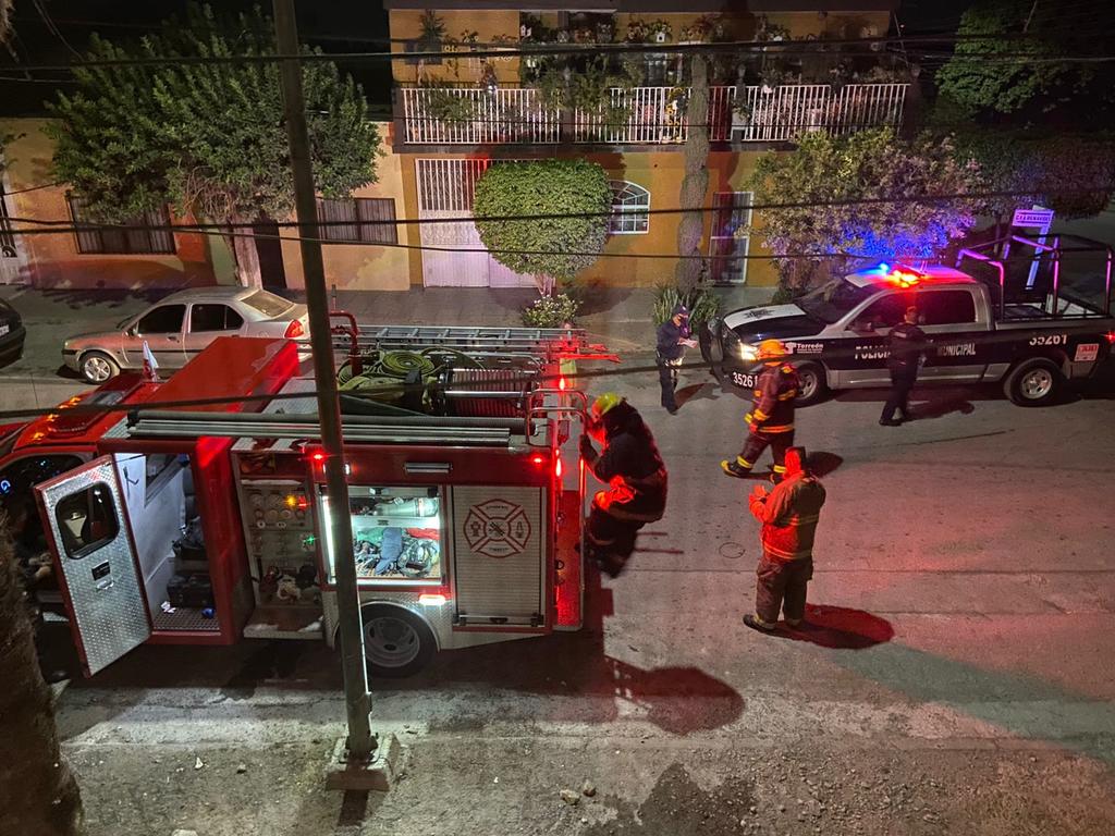 Se incendia domicilio en el sector Centro de Torreón. Noticias en tiempo real