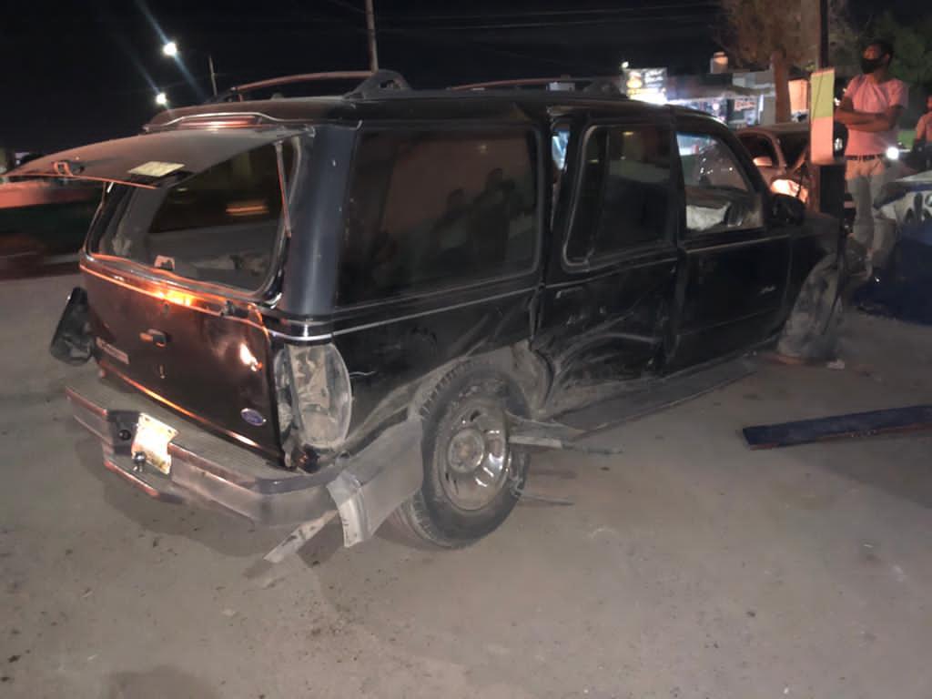 Chocan conductores ebrios en Torreón y uno de los vehículos arrolla a mujer. Noticias en tiempo real