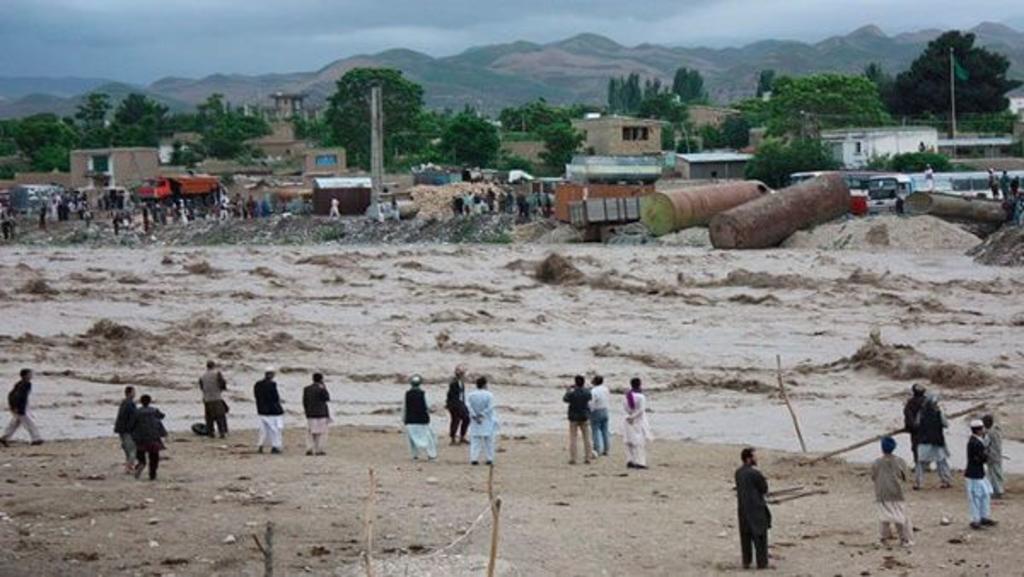 Por lo menos 150 personas han muerto debido a inundaciones en Afganistán. Noticias en tiempo real