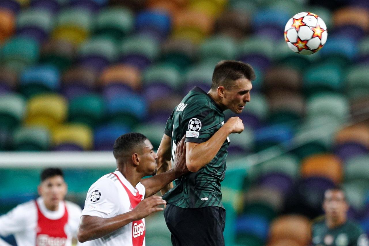 Sebastien Haller anota póquer de goles en victoria del Ajax ante el Sporting. Noticias en tiempo real