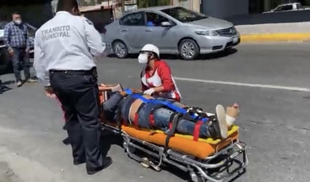 Camioneta embiste a repartidor de Rappi en Saltillo; se reporta grave. Noticias en tiempo real