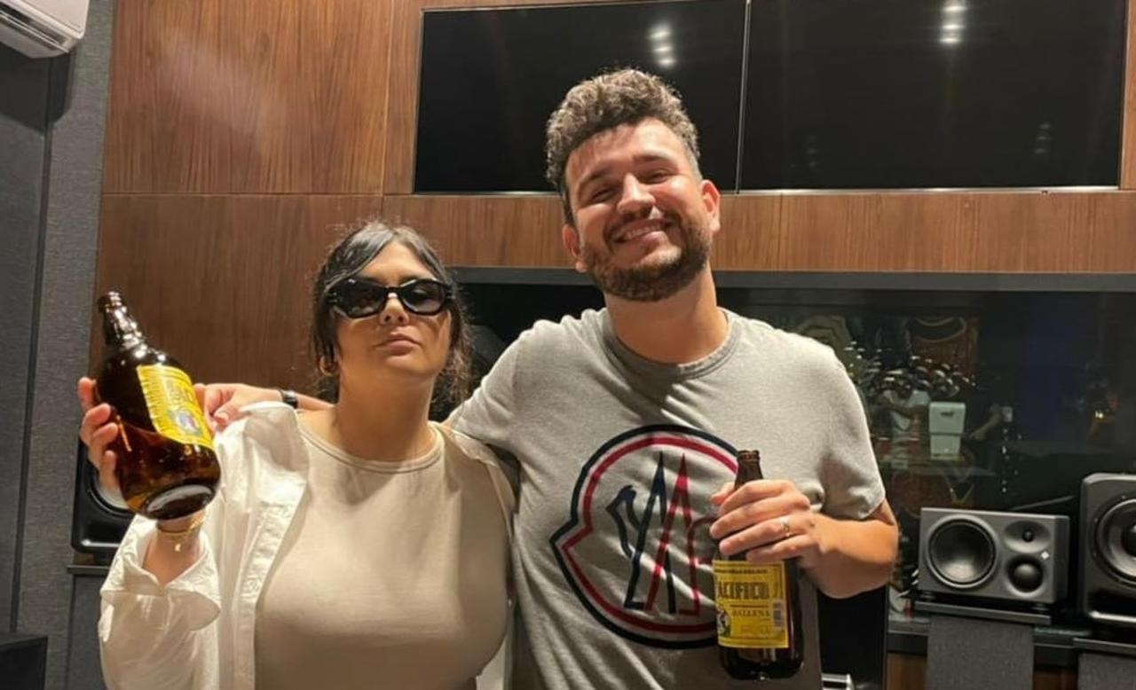 Yuridia y Calibre 50 se reúnen en el estudio de grabación, El Siglo de Torreón