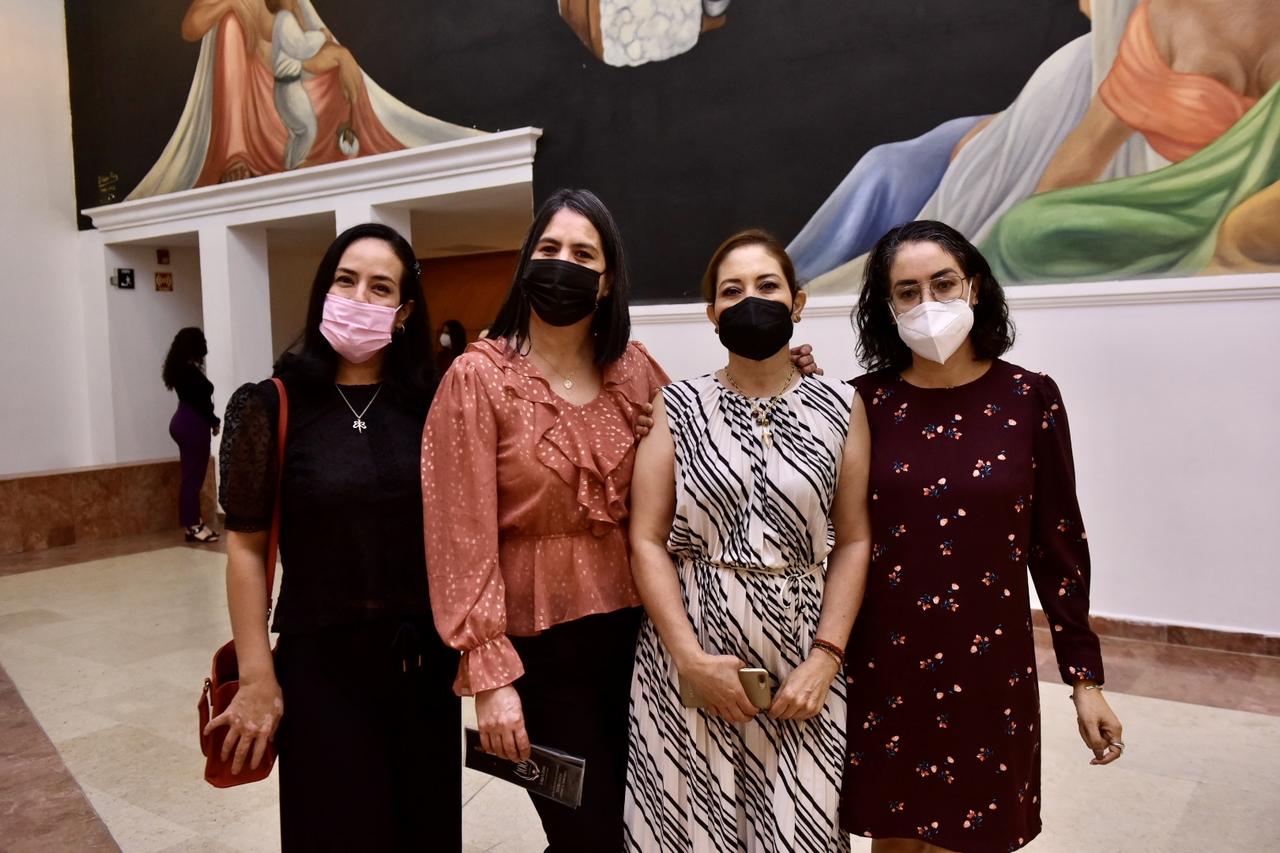 Marisela, Claudia, Guillermina y Alma Contreras. (ÉRICK SOTOMAYOR)