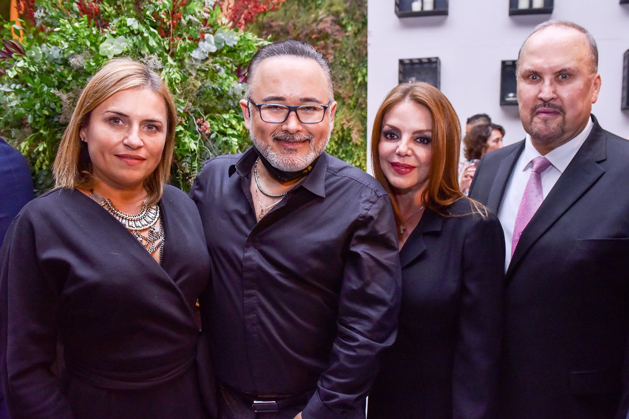 Javier Camarena, Aracely Sama, Alfonso González-Karg. (ÉRICK SOTOMAYOR)