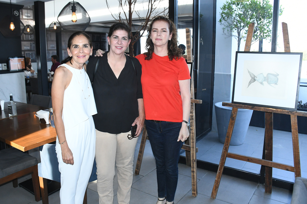 Pecky Wepp, Marcela Garza y Blanca Flores (EL SIGLO DE TORREÓN / FERNANDO COMPEÁN)