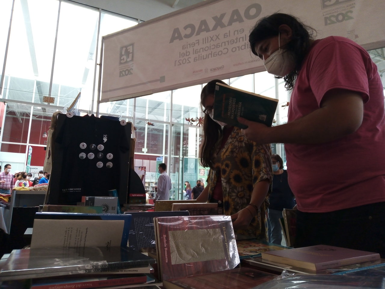 Muestra la Feria Internacional del Libro Coahuila 2021 el colorido de la cultura oaxaqueña