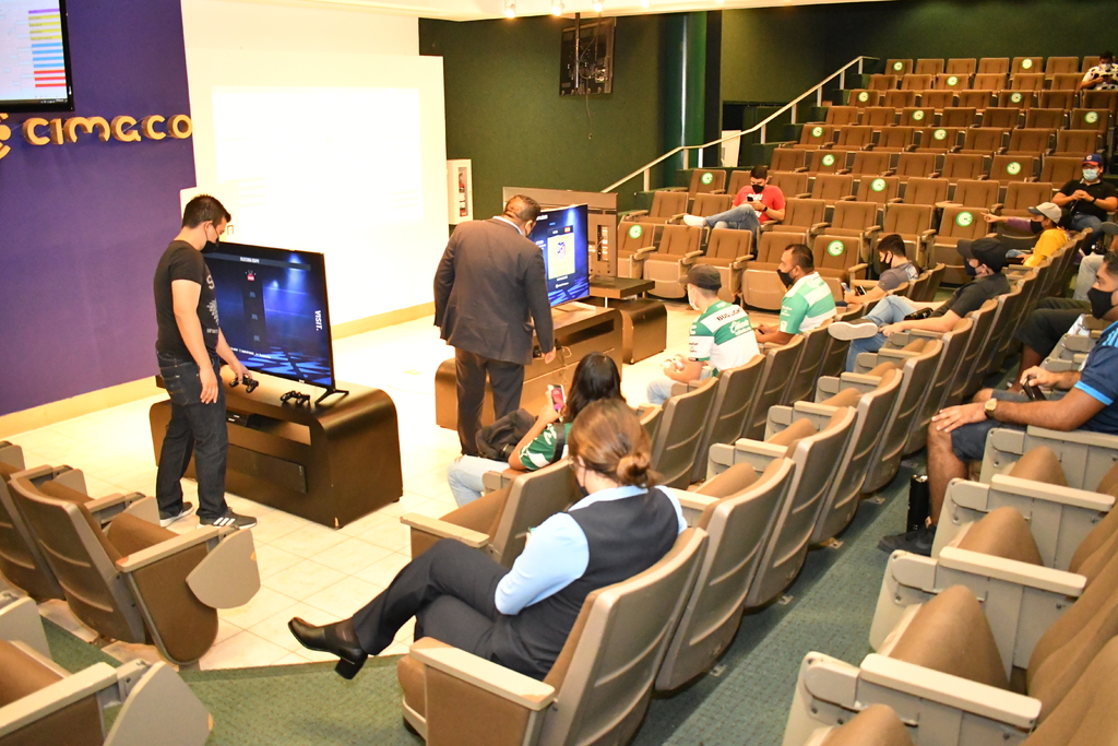 Las acciones de los juegos fueron en el Auditorio Elías Murra Marcos(EL SIGLO DE TORREÓN/ ADÁN RAMOS)