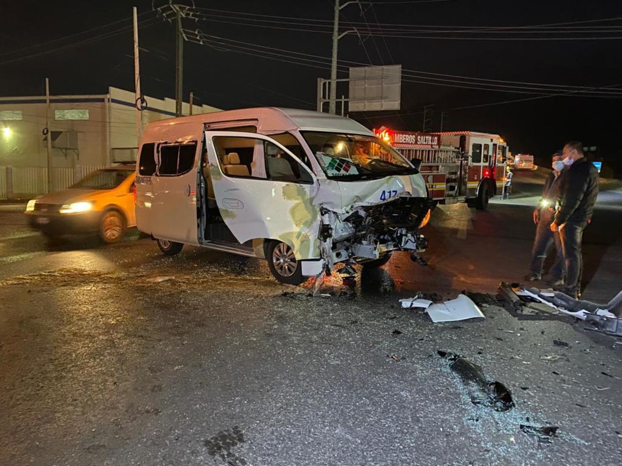 Trabajadores de empresa se lesionan tras accidente en carretera Saltillo-Zacatecas. Noticias en tiempo real
