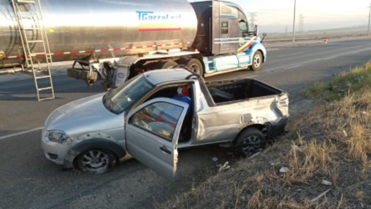 Conductor atropella a peatón tras falla mecánica en carretera Saltillo-Monterrey. Noticias en tiempo real