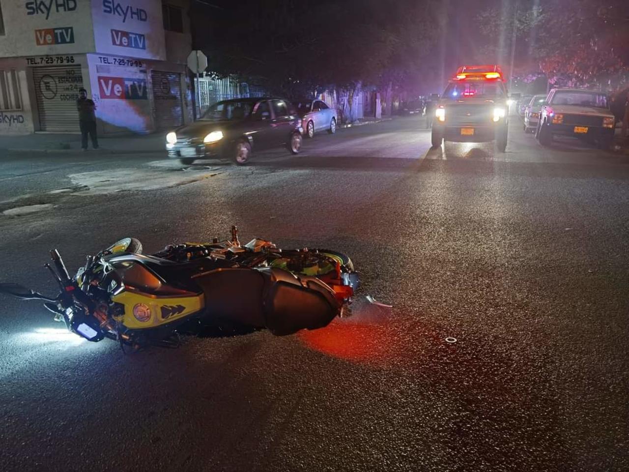Chocan dos motocicletas en el centro de Gómez Palacio. Noticias en tiempo real