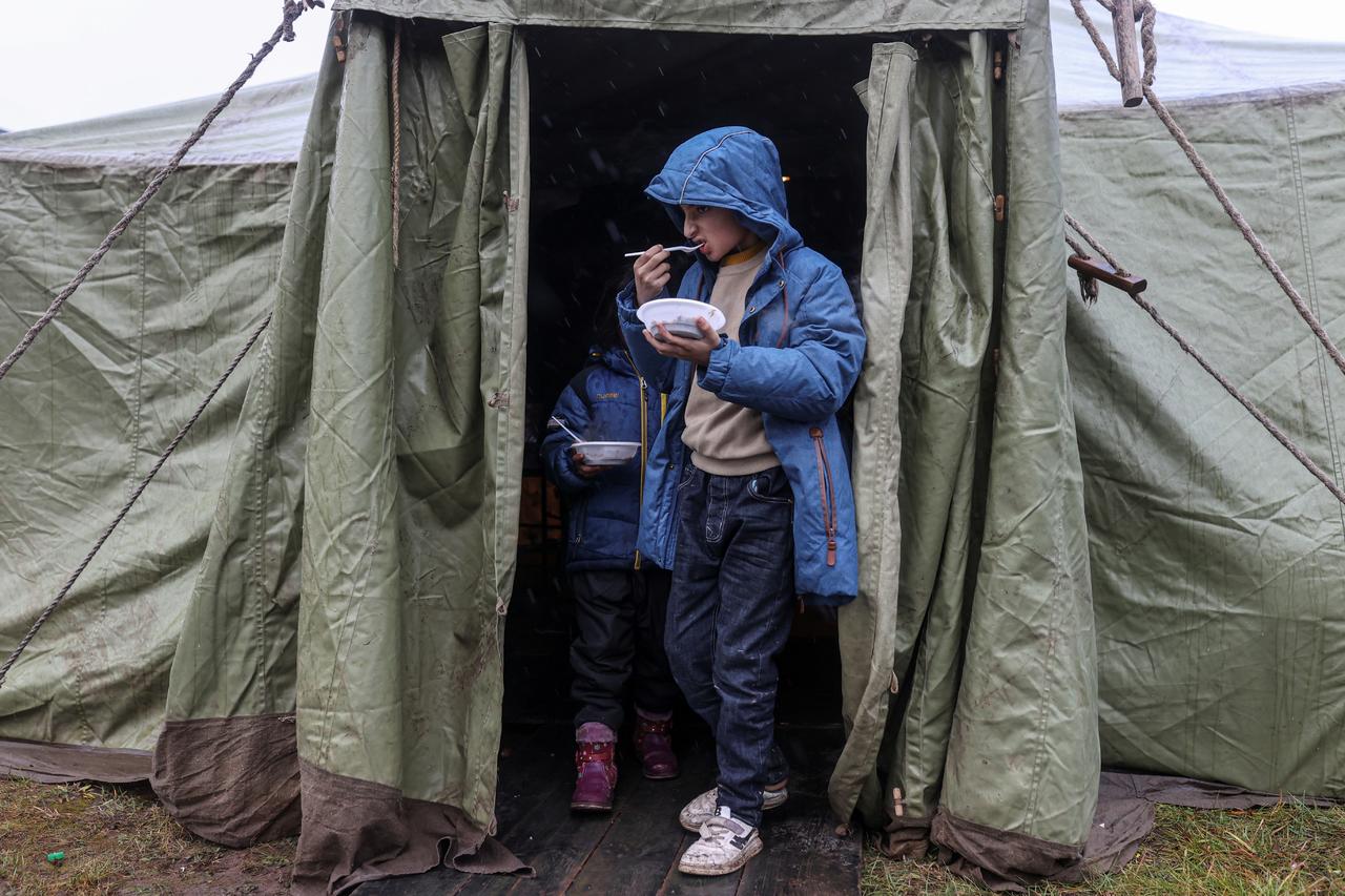 Migranci na granicy polsko-białoruskiej, zamrożony kryzys, El Ciclo de Dorian