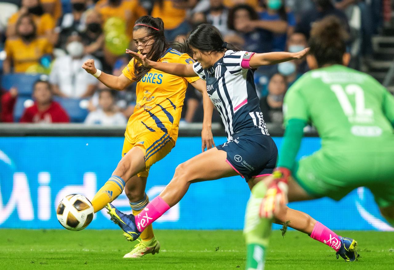 Tigres y Monterrey empatan en final de ida del Apertura 2021