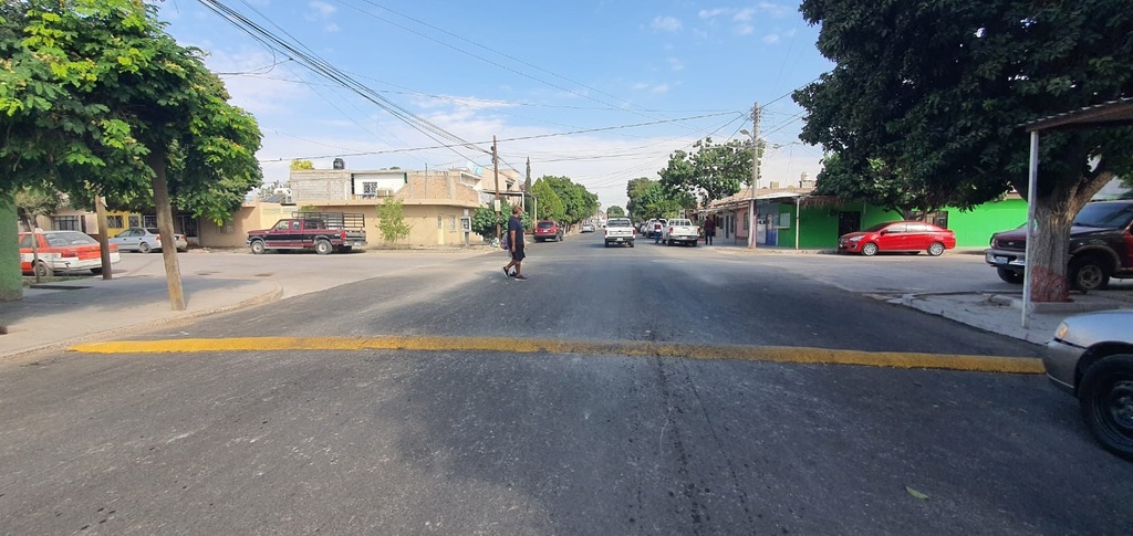 Rehabilitan pavimento en zonas urbanas de Gómez Palacio