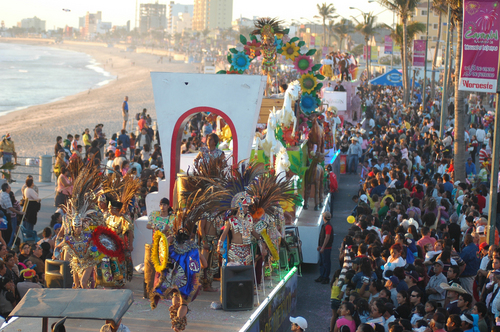 Gobierno de Sinaloa analiza si se celebra carnaval de Mazatlán ante ola de contagios
