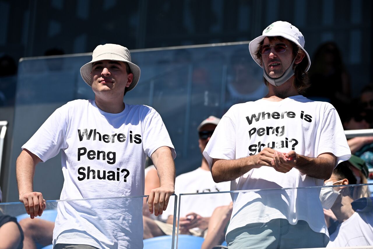 \'¿Dónde está Peng Shuai?\'; Abierto de Australia admite playeras en apoyo a la tenista china . Noticias en tiempo real