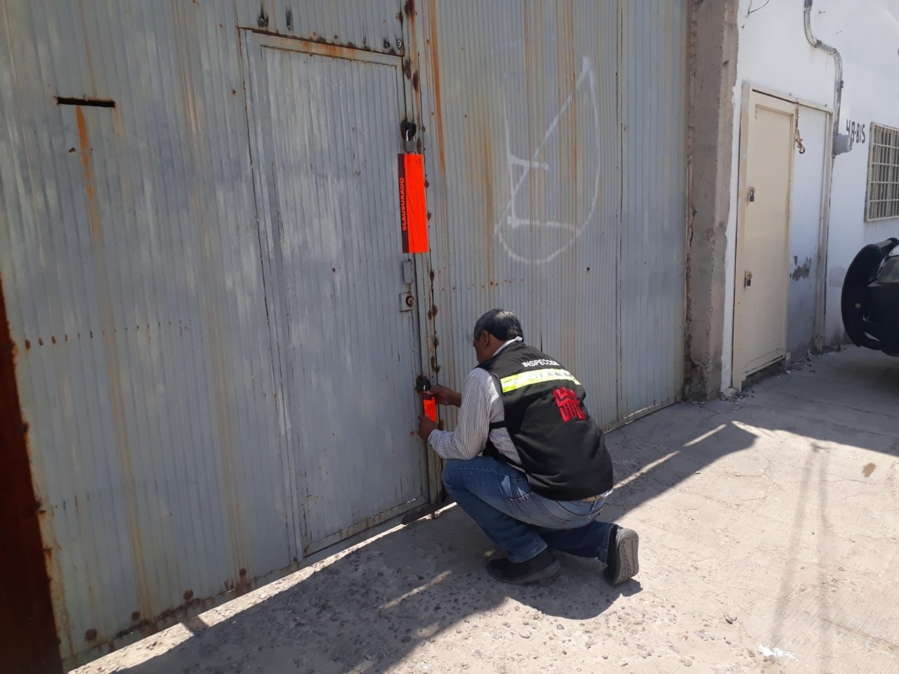 Clausuran maderería en Torreón por falta de protocolos. Noticias en tiempo real