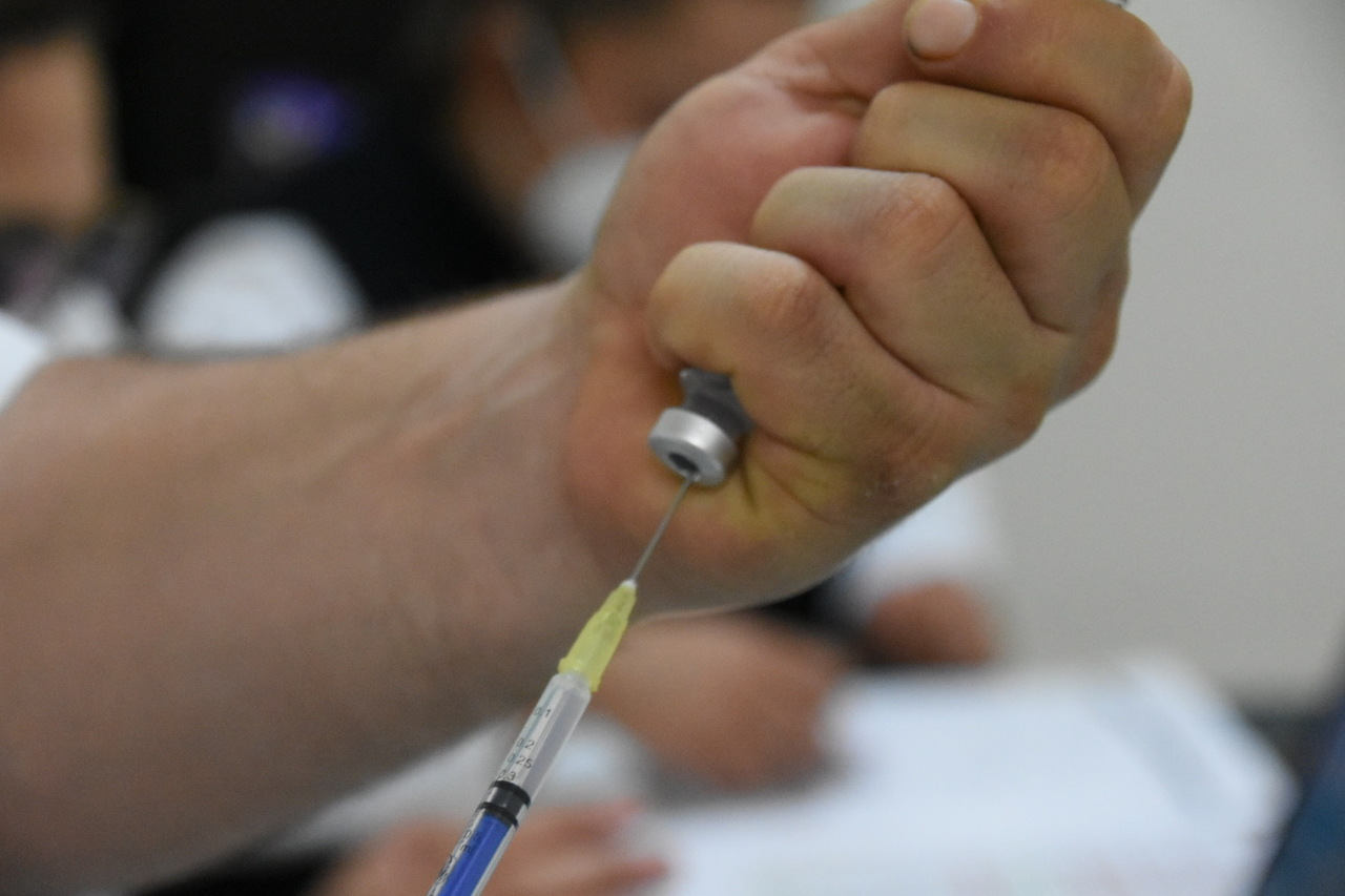 Proyectan mil 800 vacunas a menores de Viesca
