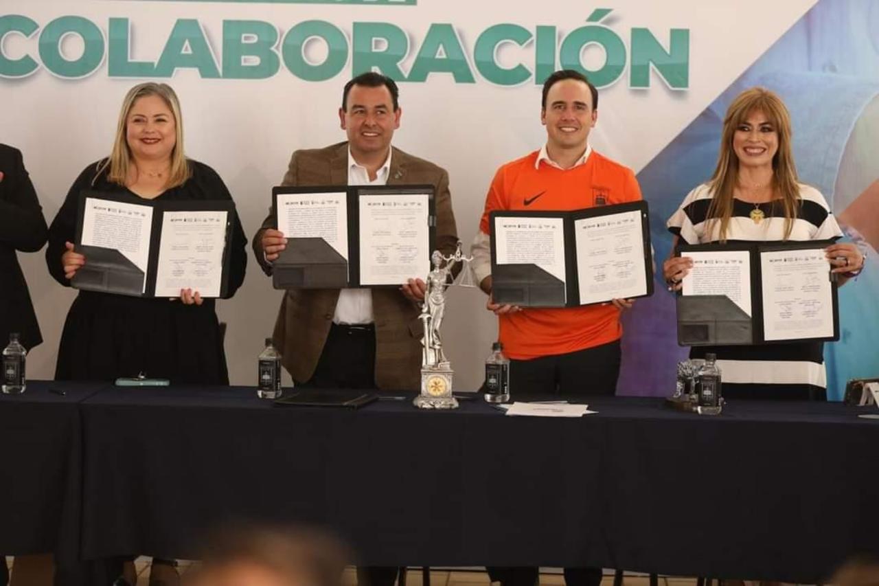 Acuerdo de colaboración Mejora Coahuila y UAdeC