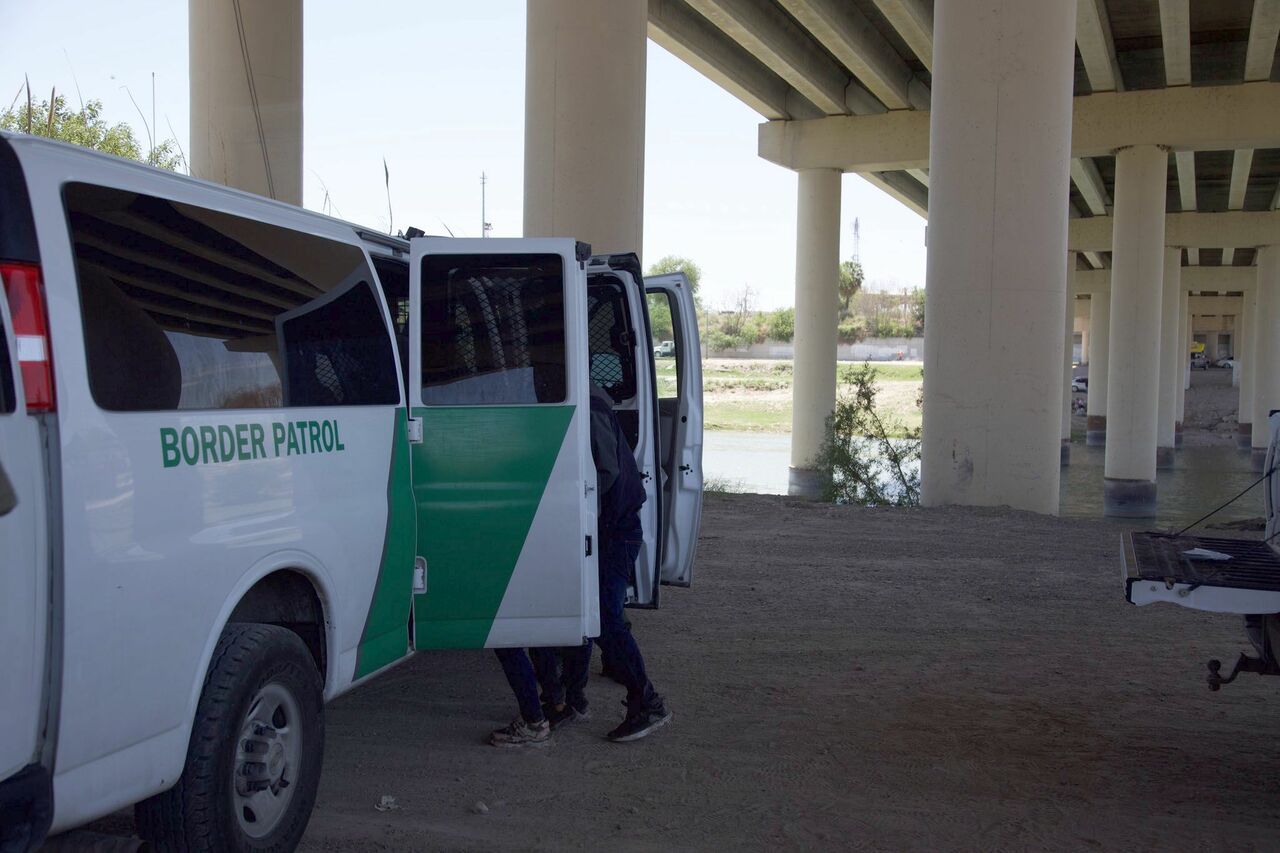 Patrulla Fronteriza encuentra a seis grandes grupos de migrantes en menos de 36 horas